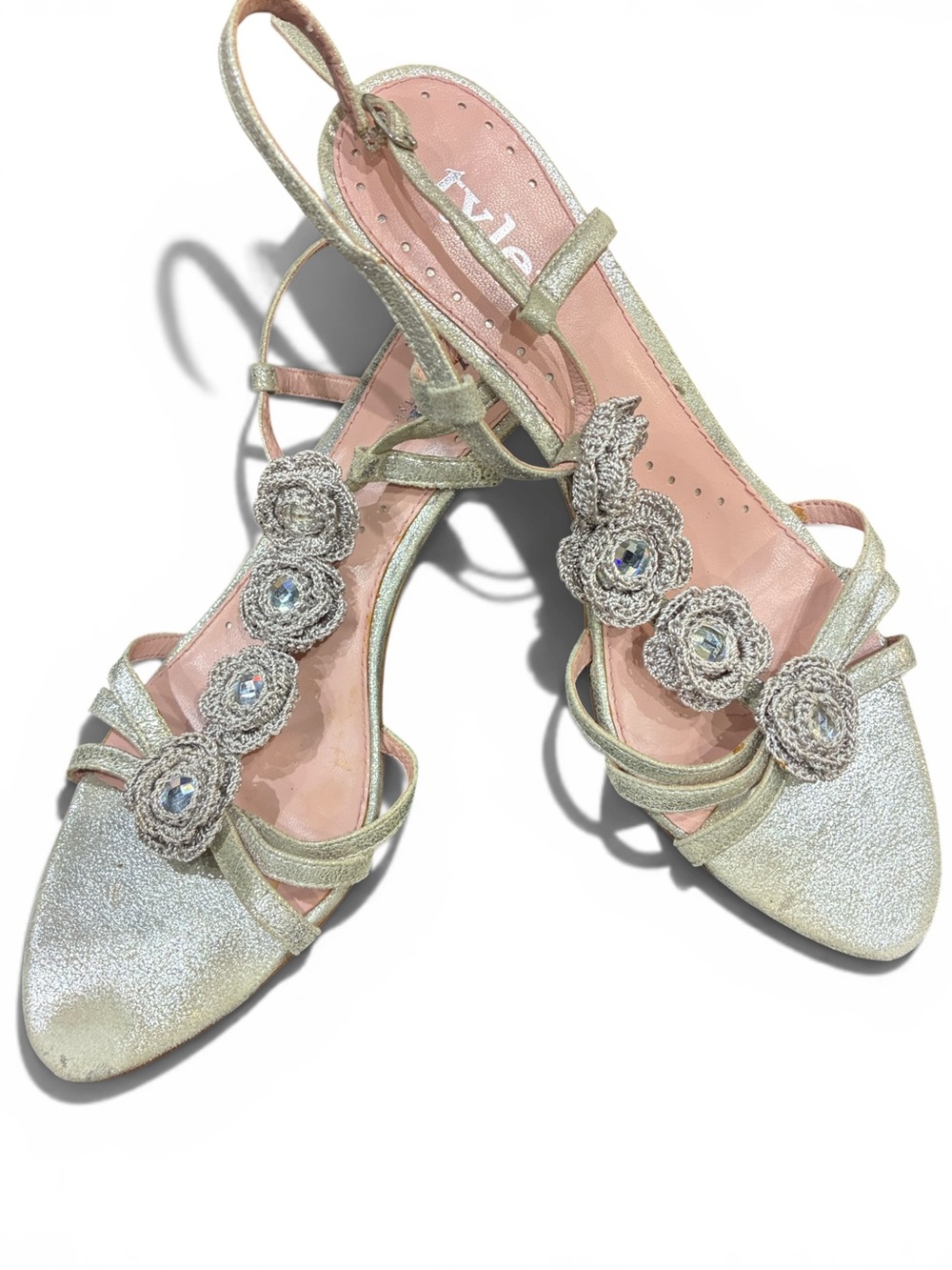 Richard Tyler metallic delicate strap  kitten heel sandals, flowers, stones. 9.5